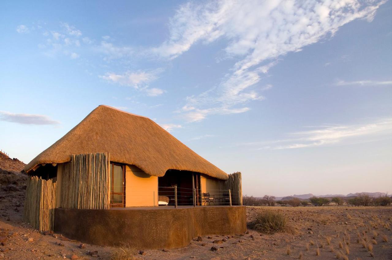 Wilderness Safaris Doro Nawas Villa Twyfelfontein ภายนอก รูปภาพ