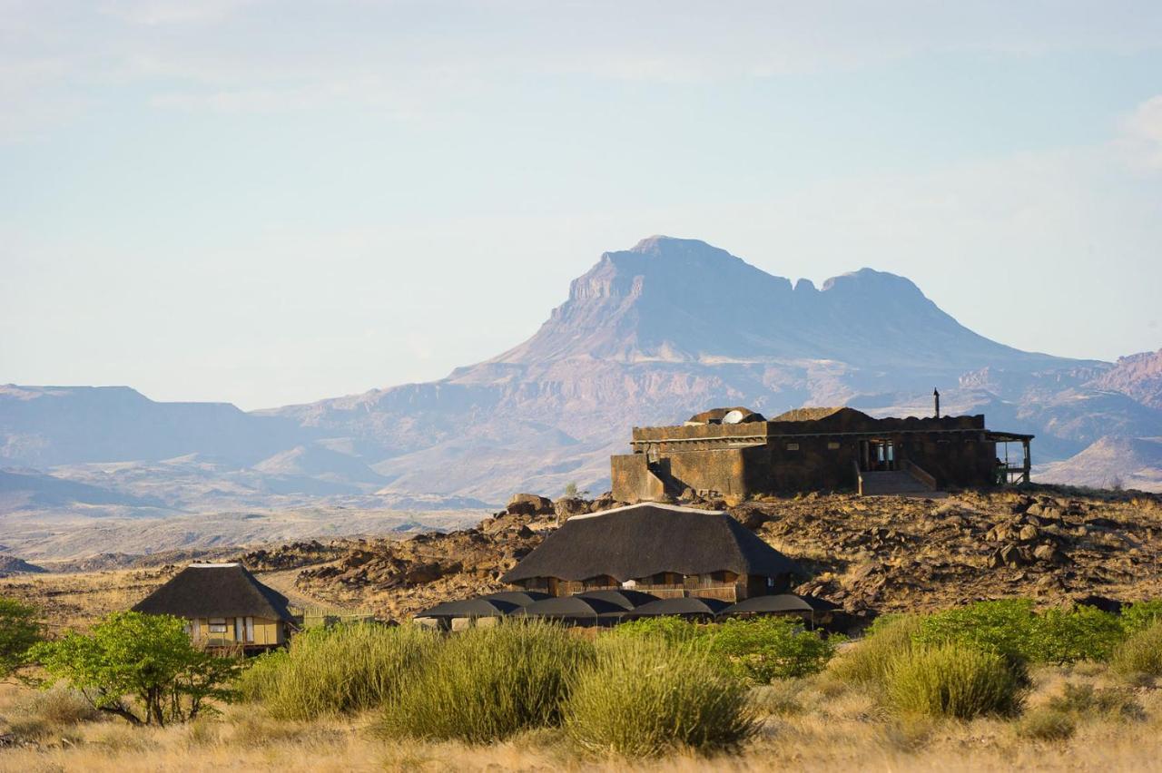 Wilderness Safaris Doro Nawas Villa Twyfelfontein ภายนอก รูปภาพ