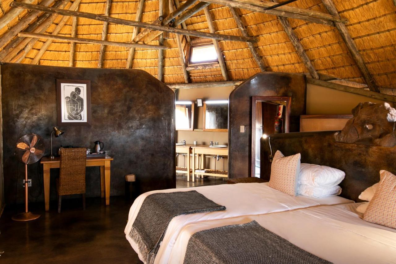 Wilderness Safaris Doro Nawas Villa Twyfelfontein ภายนอก รูปภาพ