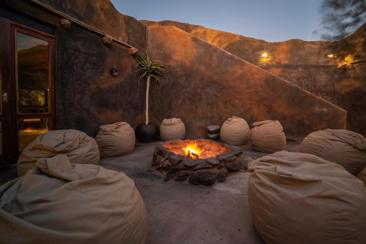 Wilderness Safaris Doro Nawas Villa Twyfelfontein ภายนอก รูปภาพ